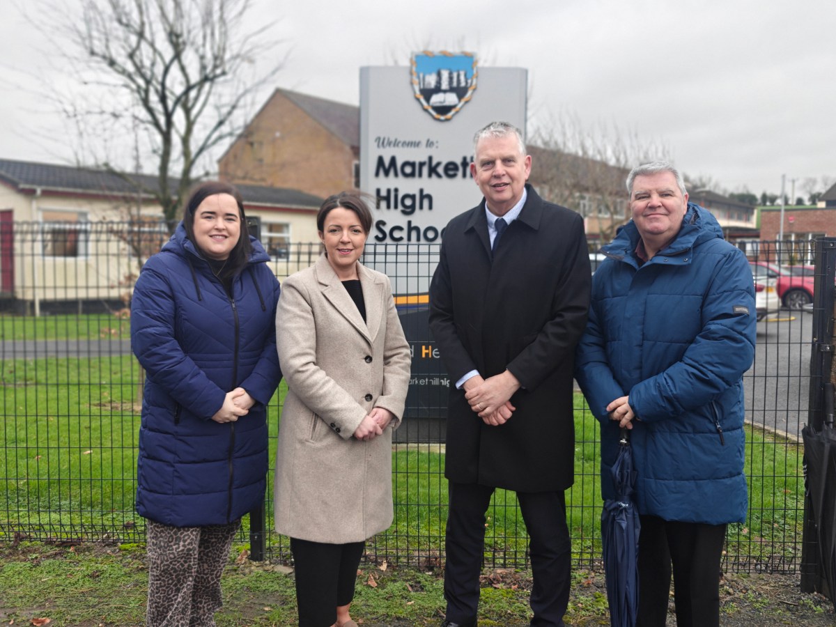 Haughey Welcomes Minister Kimmins’ Visit to Markethill High School on Road&nbsp;Safety