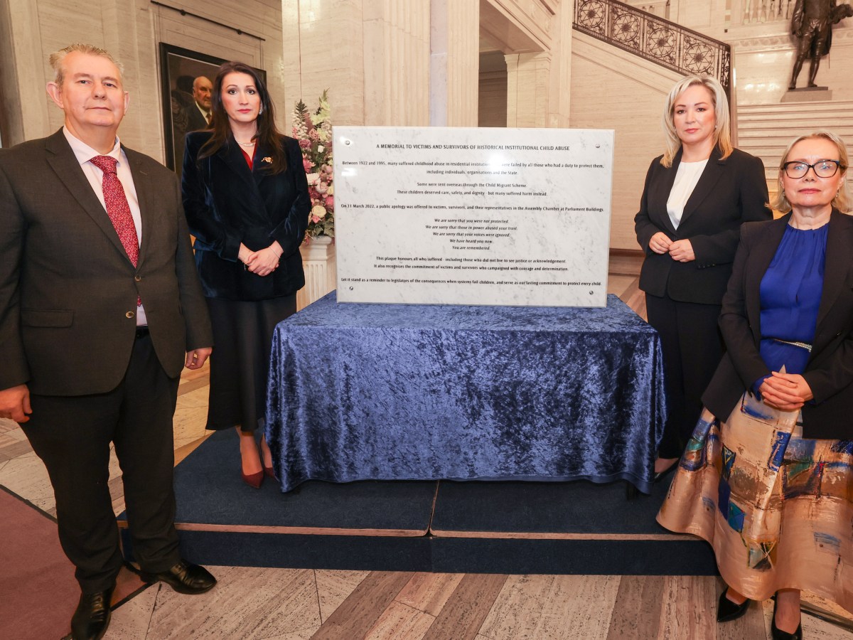 First Minister and Deputy First Minister Unveil Memorial Plaque for Victims and Survivors of Historical Institutional&nbsp;Abuse