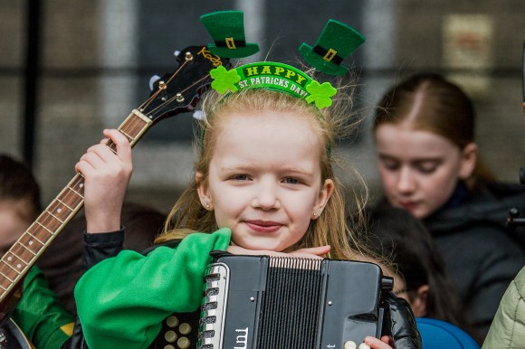 Vibrant Scenes as Newry Hosts St Patrick’s Day&nbsp;Parade