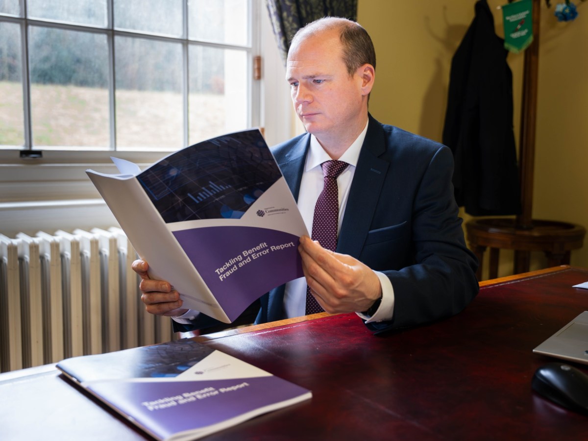 Zero-Tolerance Approach to Benefit Fraud Working, says&nbsp;Minister